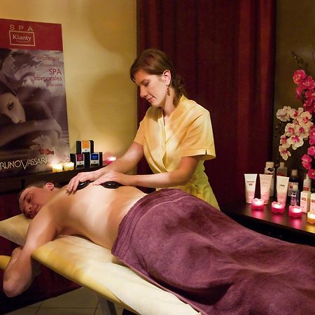Abidar Hotel Spa & Wellness 切霍齐内克 外观 照片