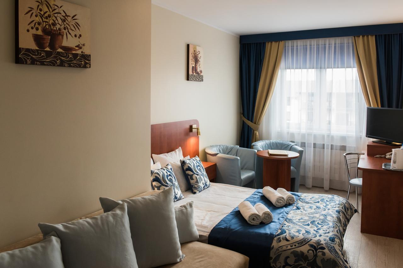 Abidar Hotel Spa & Wellness 切霍齐内克 外观 照片